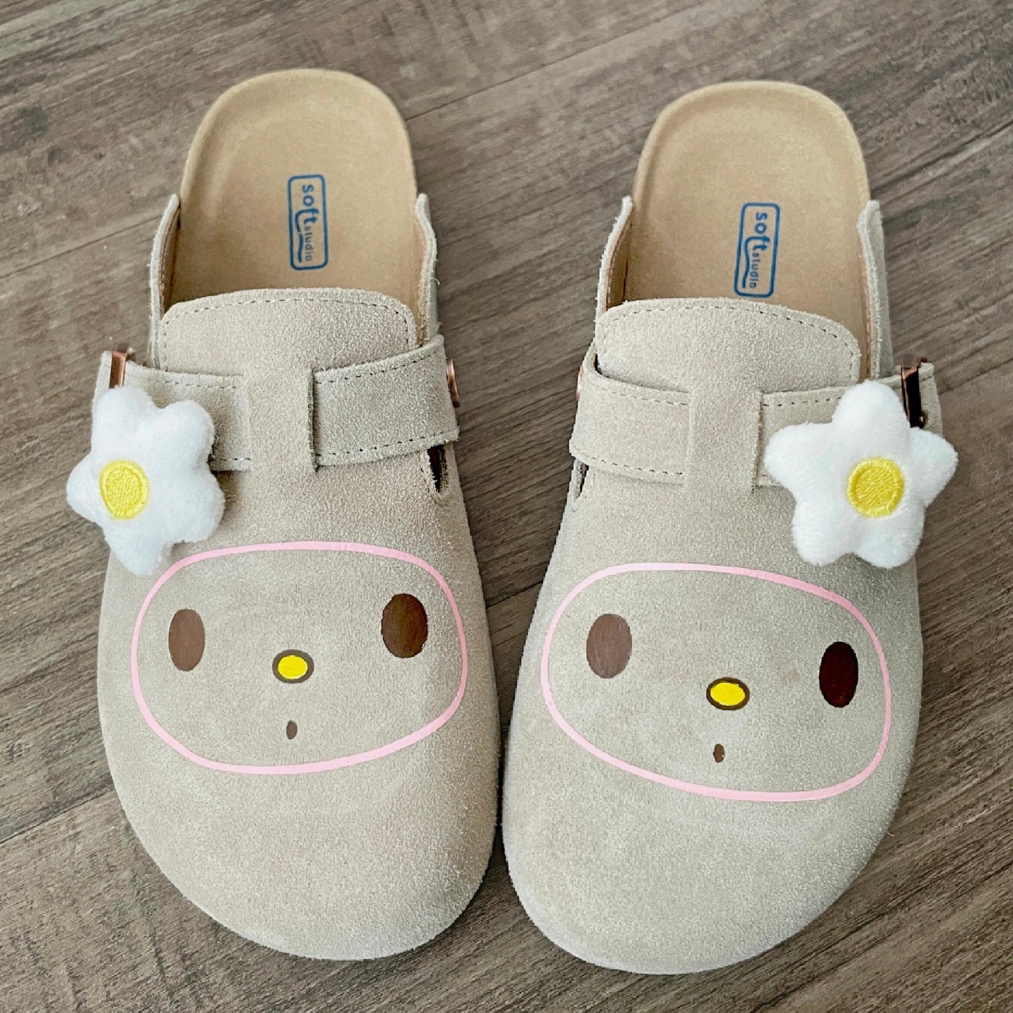 Hello Kitty Suede Clogs