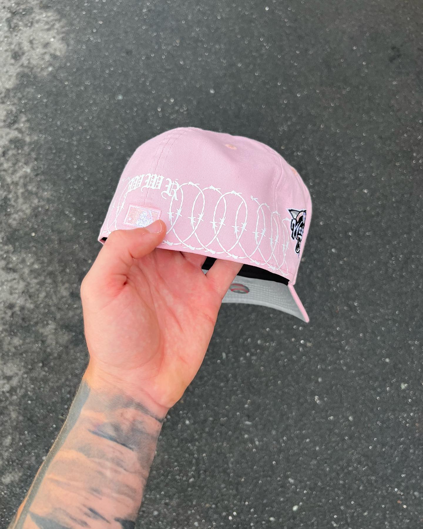 PINK NY ANGELS HAT